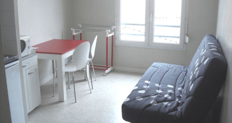 appartement-meuble 1 pièce à louer LA ROCHE SUR YON 85000 19.7 m²
