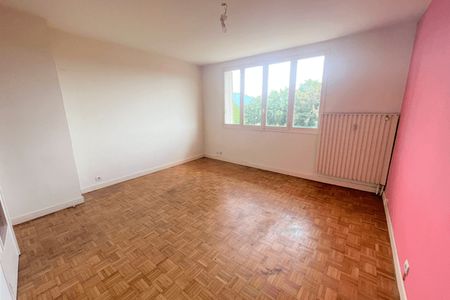 appartement 3 pièces à louer VOIRON 38500