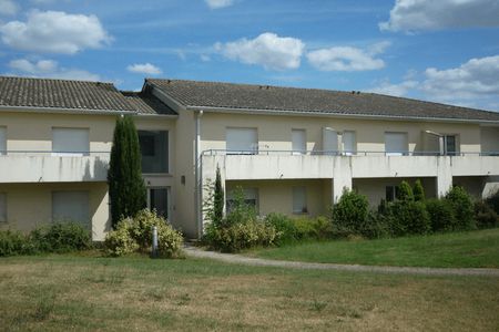 Vue n°3 Appartement 2 pièces T2 F2 à louer - Langon (33210)