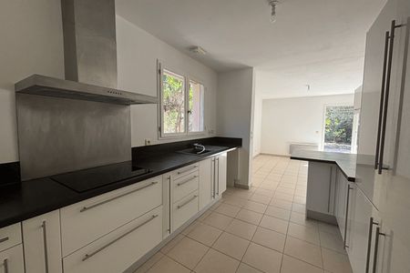 Vue n°3 Maison 4 pièces T4 F4 à louer - Saint-mandrier Sur Mer (83430)