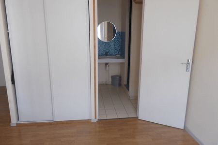 Vue n°3 Appartement 2 pièces T2 F2 à louer - Blois (41000)