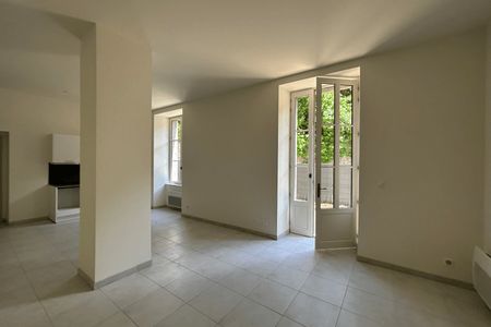 Vue n°2 Appartement 3 pièces T3 F3 à louer - Laval (53000)