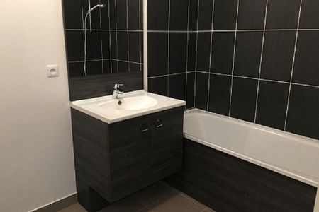 Vue n°2 Appartement 3 pièces T3 F3 à louer - Villejuif (94800)