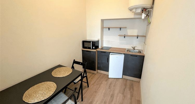 appartement-meuble 1 pièce à louer CHATELLERAULT 86100 22.4 m²