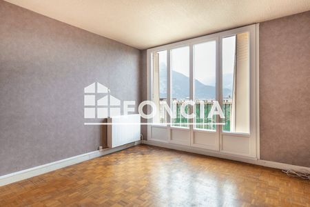 appartement 3 pièces à vendre FONTAINE 38600 60 m²