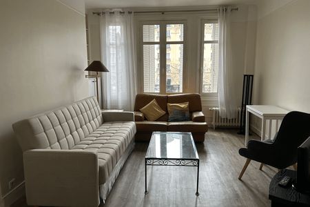 Vue n°2 Appartement meublé 2 pièces T2 F2 à louer - Paris 17ᵉ (75017)