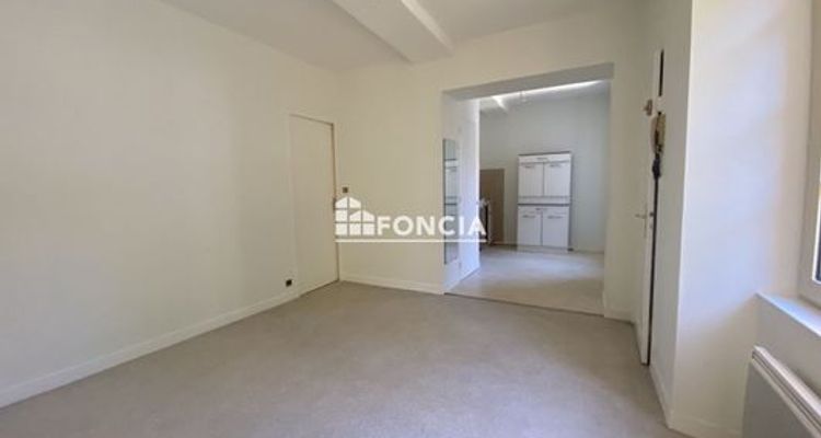appartement 2 pièces à louer LAVAL 53000 47.44 m²