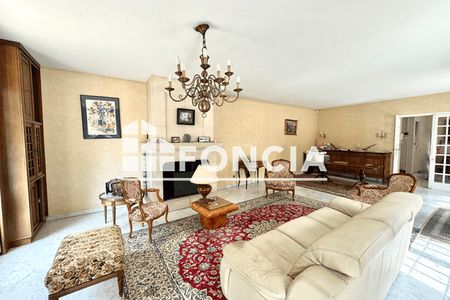 Vue n°3 Maison 6 pièces T6 F6 à vendre - Saint-sulpice-et-cameyrac (33450)