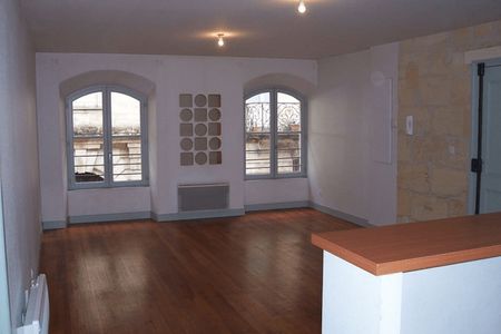 Vue n°2 Appartement 3 pièces T3 F3 à louer - Bordeaux (33000)