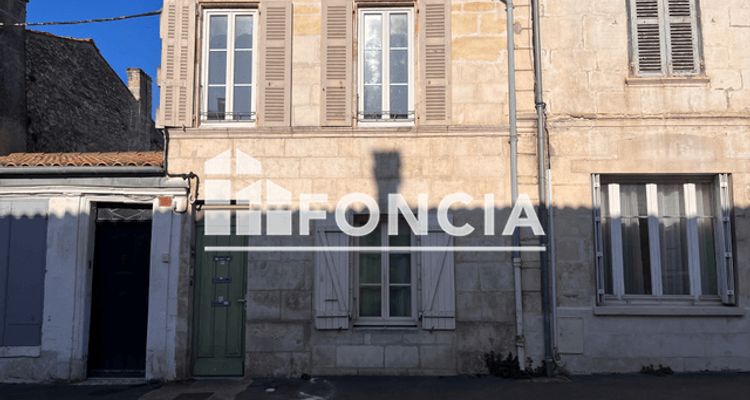 Vue n°1 Immeuble à vendre - Rochefort (17300) 299 200 €