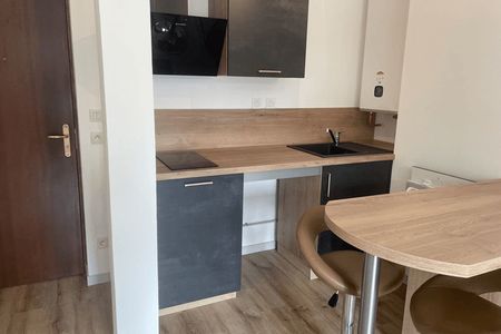 Vue n°2 Appartement 2 pièces T2 F2 à louer - Aix Les Bains (73100)