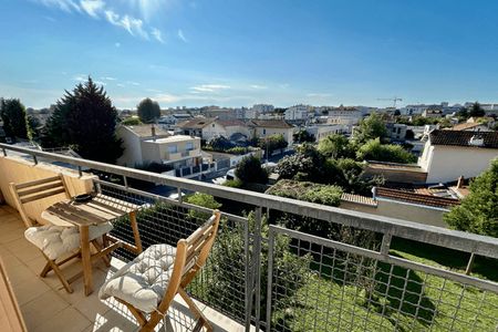 Vue n°3 Appartement meublé 3 pièces T3 F3 à louer - Villeurbanne (69100)