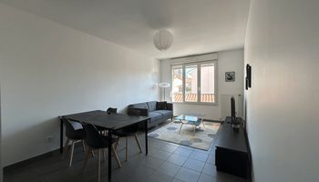 appartement-meuble 2 pièces à louer FRANS 01480