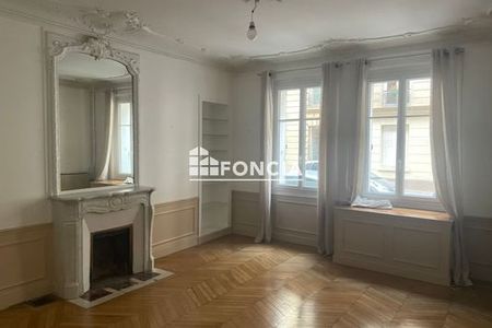 appartement 3 pièces à louer PARIS 08 8ᵉ 75008 79.34 m²