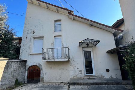 maison 6 pièces à louer VIF 38450