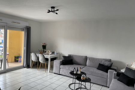 Vue n°2 Appartement 3 pièces T3 F3 à louer - Annonay (07100)