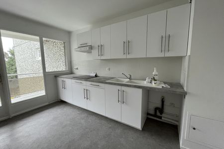 Vue n°2 Appartement 4 pièces T4 F4 à louer - Sotteville Les Rouen (76300)