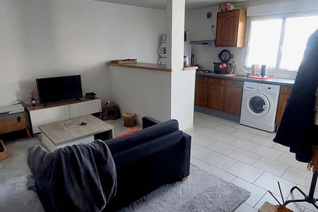 Vue n°2 Maison 2 pièces T2 F2 à louer - Houville-la-branche (28700)