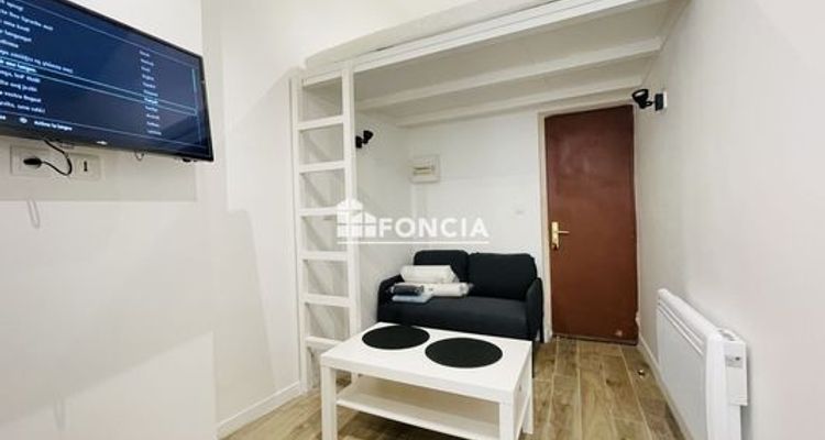 appartement-meuble 1 pièce à louer TOULON 83000 12.8 m²