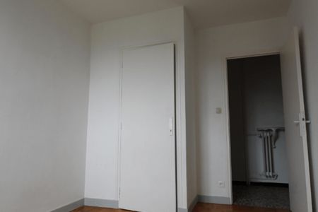 Vue n°2 Appartement 4 pièces T4 F4 à louer - Sassenage (38360)