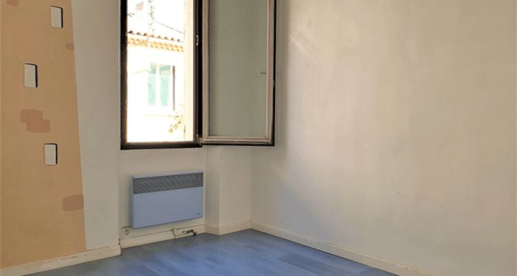 Vue n°1 Appartement 3 pièces T3 F3 à louer - Toulon (83000)