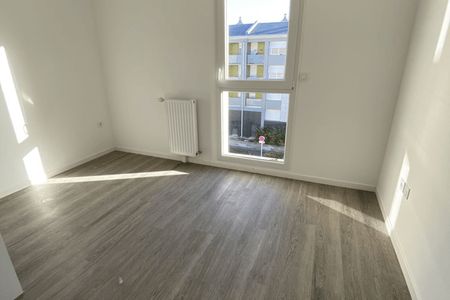 Vue n°2 Appartement 3 pièces T3 F3 à louer - Nemours (77140)