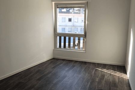 Vue n°3 Appartement 3 pièces T3 F3 à louer - Creutzwald (57150)