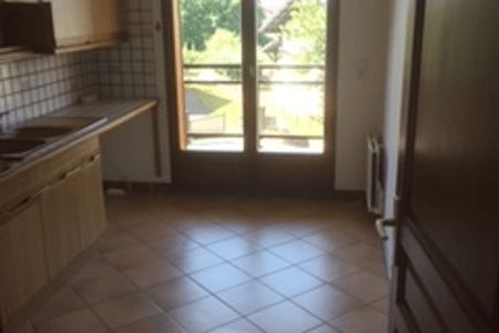 Vue n°3 Appartement 4 pièces T4 F4 à louer - Sallanches (74700)