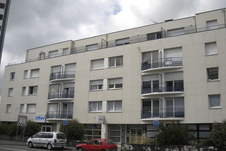 Vue n°3 Appartement 2 pièces T2 F2 à louer - La Roche Sur Yon (85000)