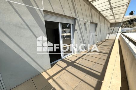 Vue n°2 Appartement 2 pièces T2 F2 à vendre - Cannes (06150)