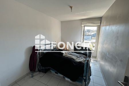 Vue n°3 Appartement 3 pièces T3 F3 à vendre - Châteaurenard (13160)