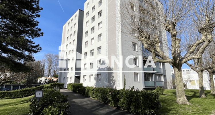 appartement 4 pièces à vendre Bourg-lès-Valence 26500 82 m²