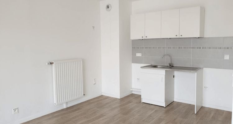 Vue n°1 Appartement 2 pièces T2 F2 à louer - Lognes (77185)