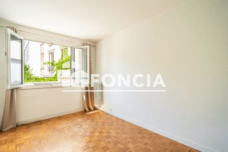 Vue n°2 Appartement 3 pièces à vendre - Boulogne (92100) 460 000 €