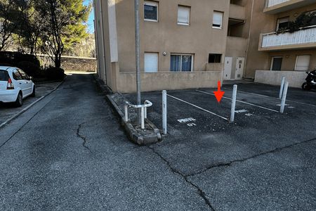 Vue n°3 Parking à louer - Aix En Provence (13090)