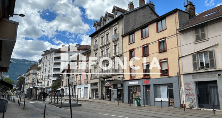 appartement 2 pièces à vendre Grenoble 38000 43.73 m²