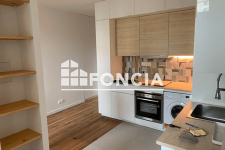 Vue n°2 Appartement 3 pièces T3 F3 à vendre - Issy-les-moulineaux (92130)