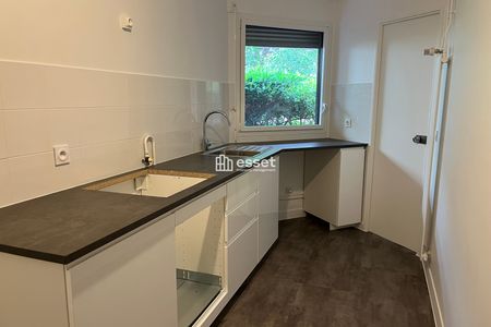 Vue n°2 Appartement 3 pièces T3 F3 à louer - Le Chesnay (78150)