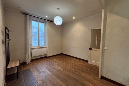 Vue n°2 Appartement 2 pièces T2 F2 à louer - Villeurbanne (69100)