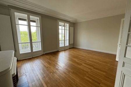 Vue n°3 Appartement 3 pièces T3 F3 à louer - Lyon 7ᵉ 7ᵉ (69007)