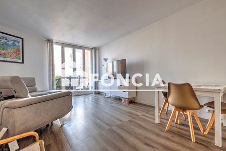 appartement 3 pièces à vendre Montigny-le-Bretonneux 78180 64 m²