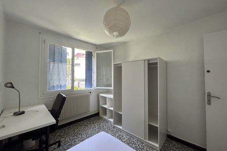 Vue n°3 Appartement meublé 4 pièces T4 F4 à louer - Grenoble (38100)