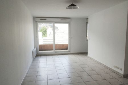 Vue n°2 Appartement 2 pièces T2 F2 à louer - Grenoble (38000)