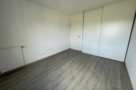 Vue n°2 Appartement 3 pièces T3 F3 à louer - Toulouse 2ᵉ (31200)