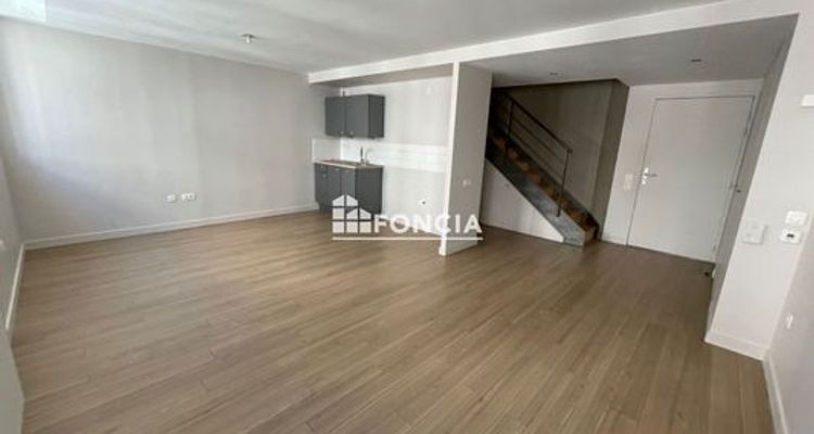 appartement 3 pièces à louer SAINT-ETIENNE 42000 70.5 m²