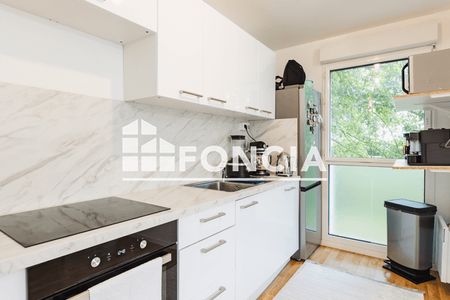 Vue n°2 Appartement 3 pièces T3 F3 à vendre - Chantepie (35135)