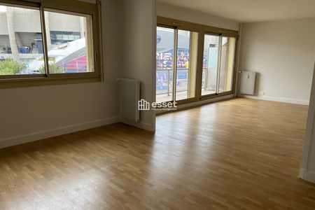 Vue n°2 Appartement 4 pièces T4 F4 à louer - Paris 16ᵉ (75016)