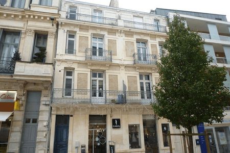 Vue n°2 Appartement 3 pièces T3 F3 à louer - Poitiers (86000)