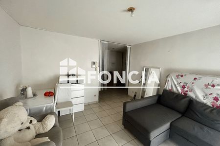 Vue n°2 Studio T1 F1 à vendre - Vénissieux (69200)