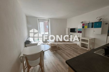 Vue n°2 Appartement 2 pièces T2 F2 à vendre - Brie-comte-robert (77170)